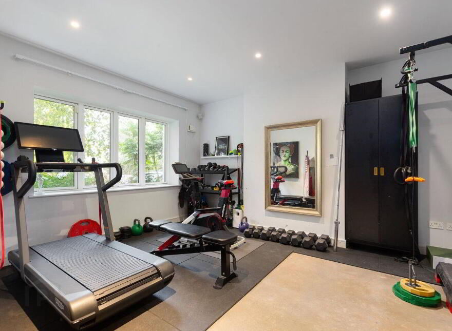 9 Riverside Drive, Rathfarnham, Dublin 14, D14HY02