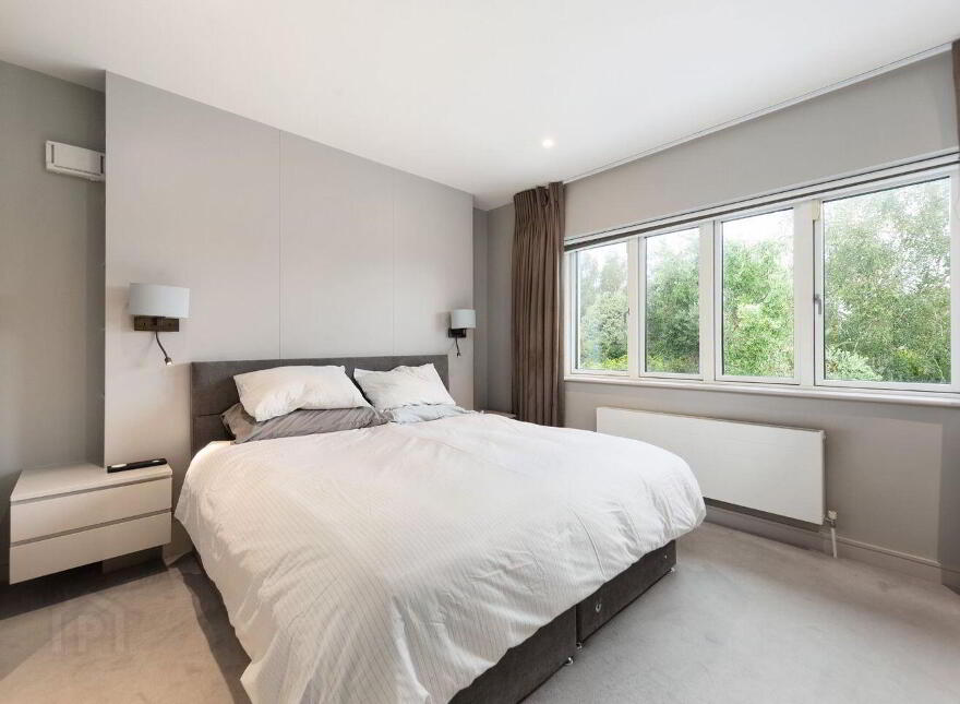 9 Riverside Drive, Rathfarnham, Dublin 14, D14HY02