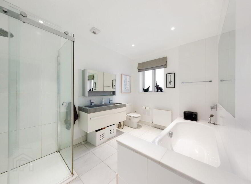 9 Riverside Drive, Rathfarnham, Dublin 14, D14HY02