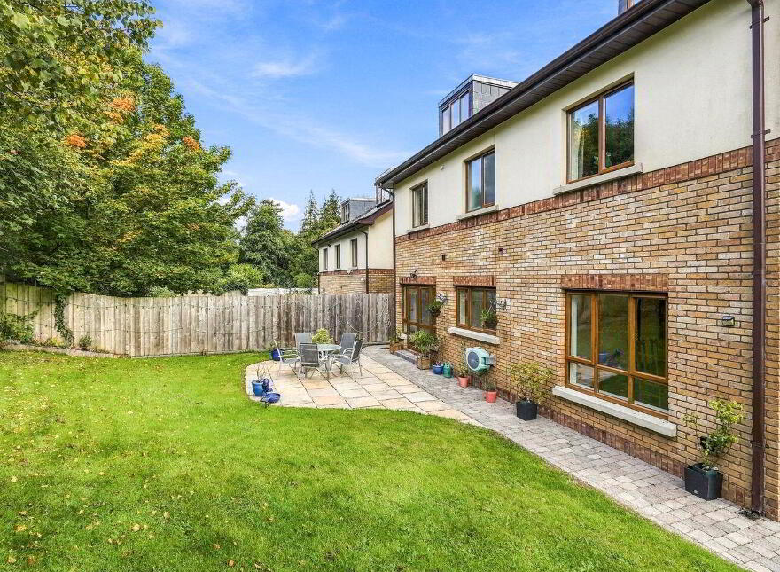 15 Rocky Valley Crescent, Kilmacanogue, A98PK49