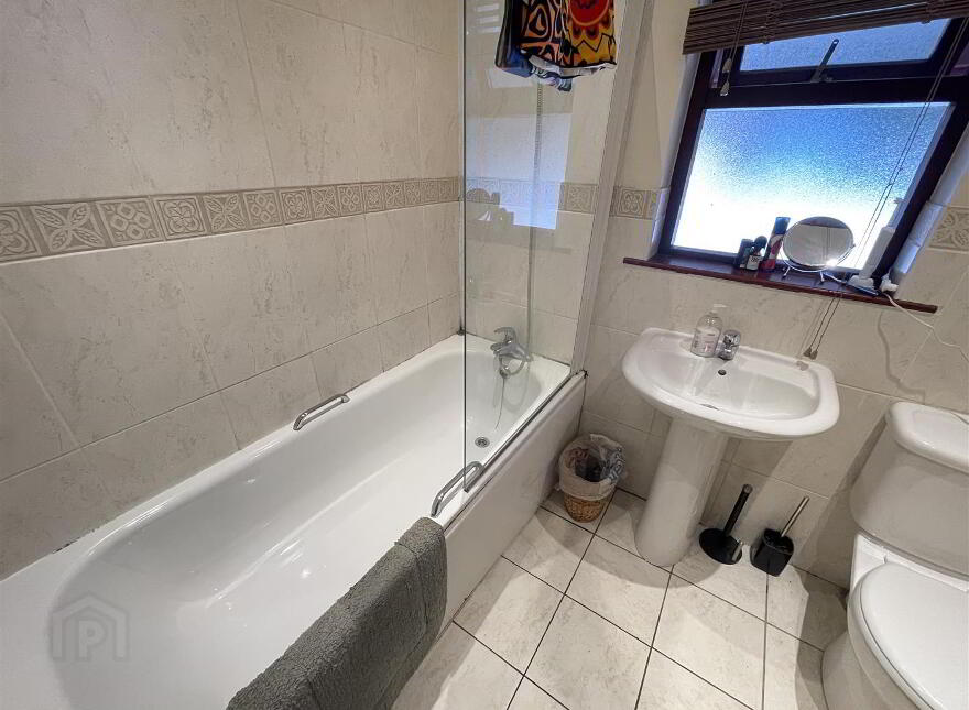 Apt 14 Myrtlefield Manor, 1 Myrtlefield Park, Belfast, BT9 6NE