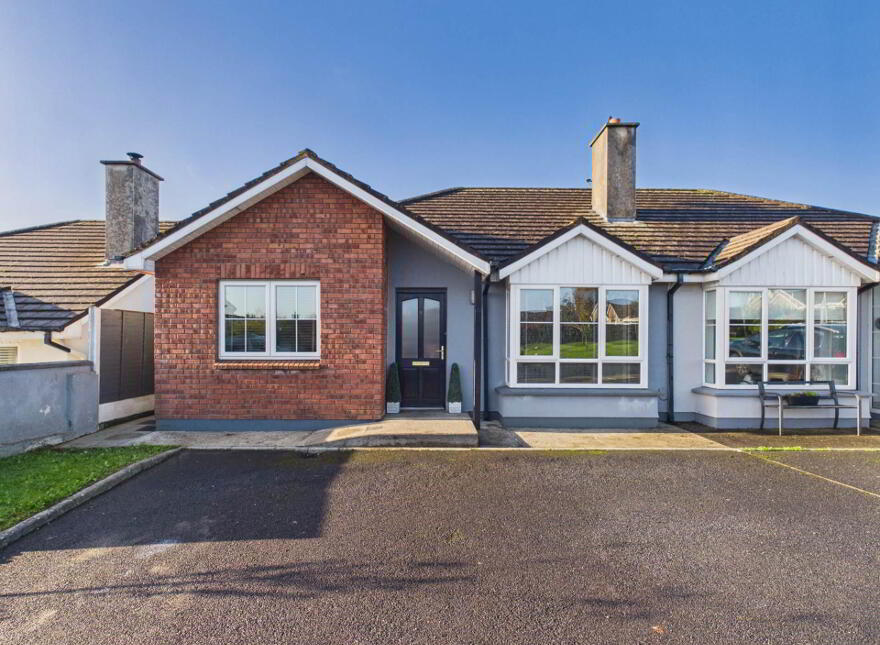 8 Newtown Mews, Tramore, Waterford, X91D2K6 photo