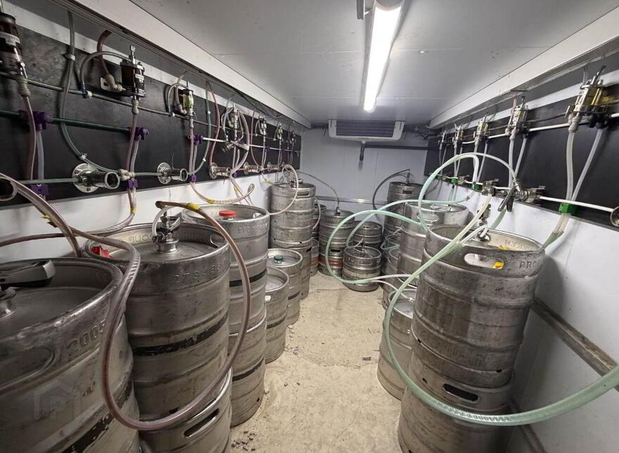 Rashers Licensed Premises, 28 Upper Gerald Griffin Street, Limerick, V94Y206