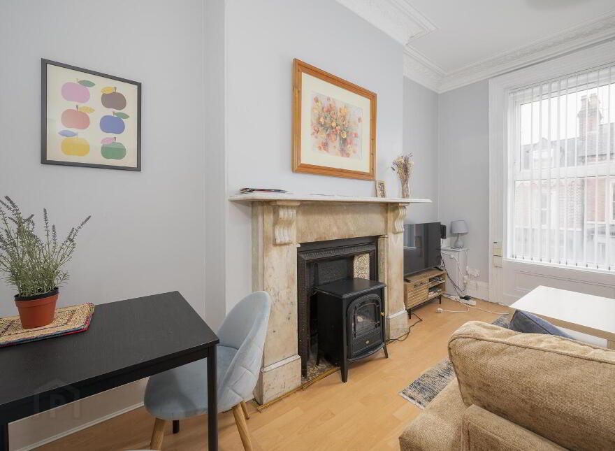 Flat 2, 5 Malone Avenue, Belfast, BT9 6EN