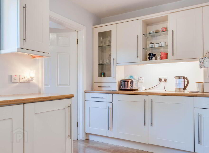 25 Avondale Drive, Ballyclare, BT39 9EB