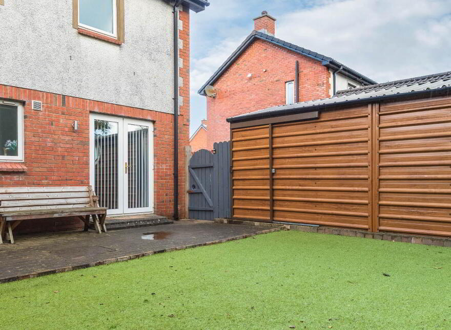 25 Avondale Drive, Ballyclare, BT39 9EB