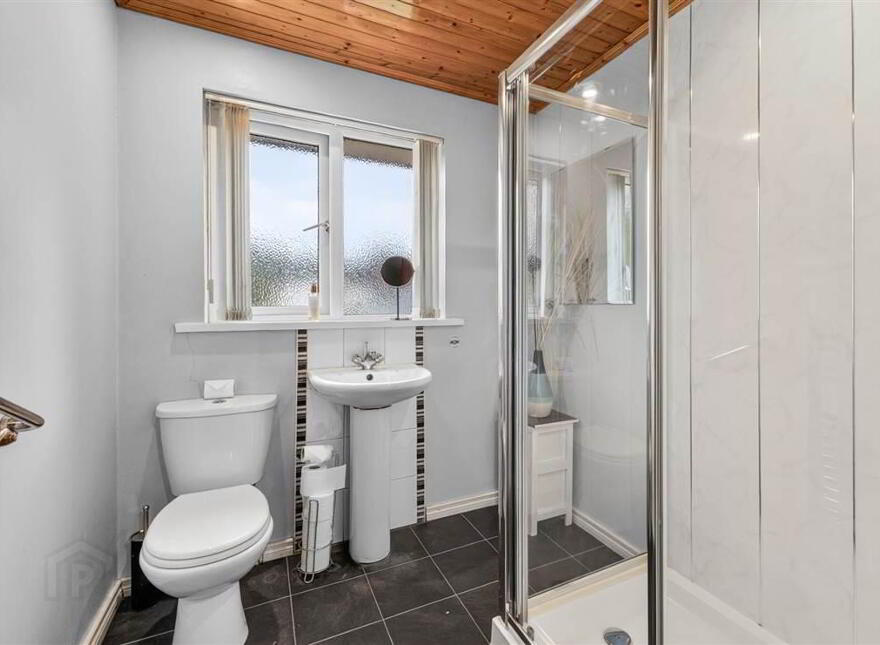 13 Drumard Grange, Knockmore Road, Lisburn, BT28 2PP