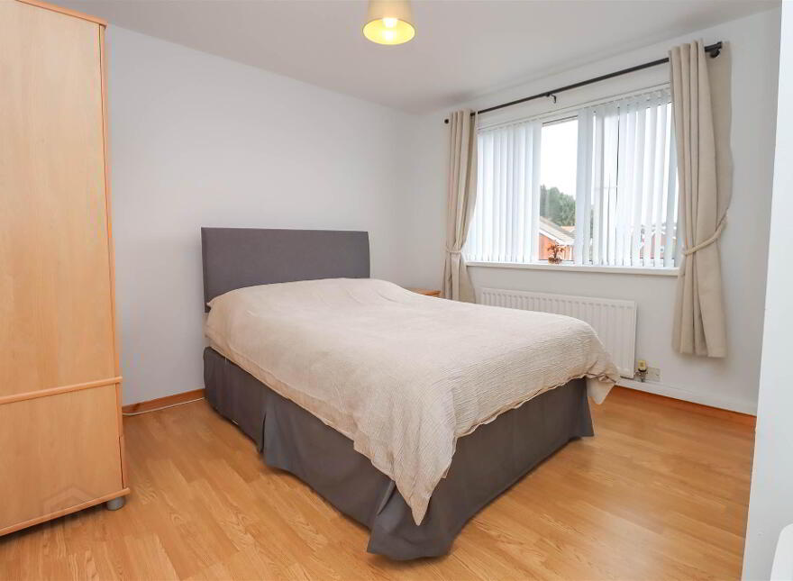 20b Dundonald Heights, Dundonald, Belfast, BT16 1XL