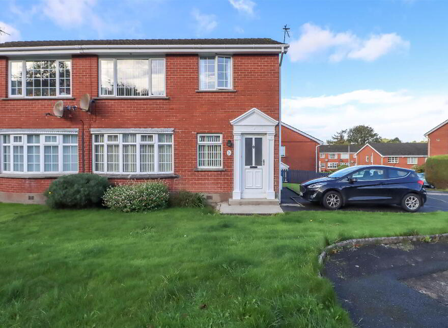 20b Dundonald Heights, Dundonald, Belfast, BT16 1XL