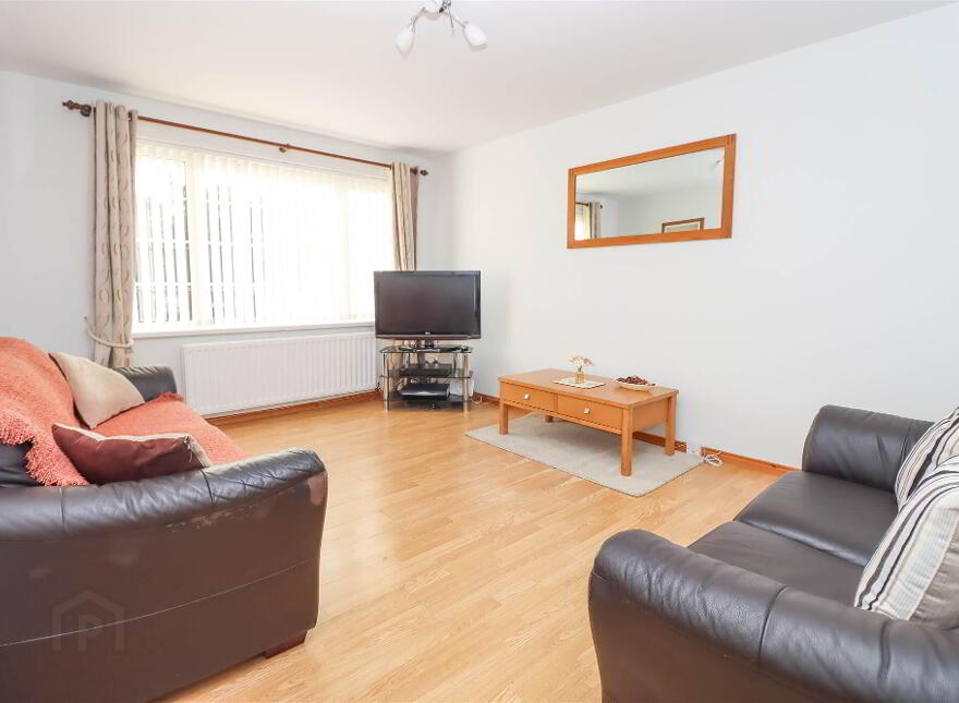 20b Dundonald Heights, Dundonald, Belfast, BT16 1XL