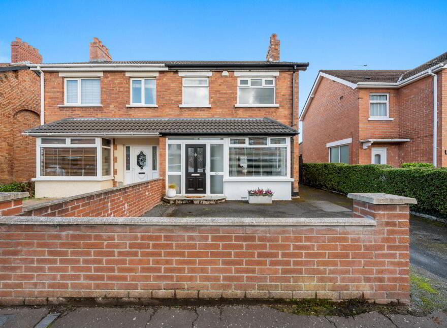 122 Sicily Park, Upper Lisburn Road, Belfast, BT10 0AP
