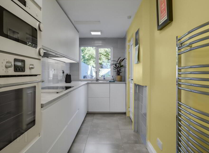 122 Sicily Park, Upper Lisburn Road, Belfast, BT10 0AP