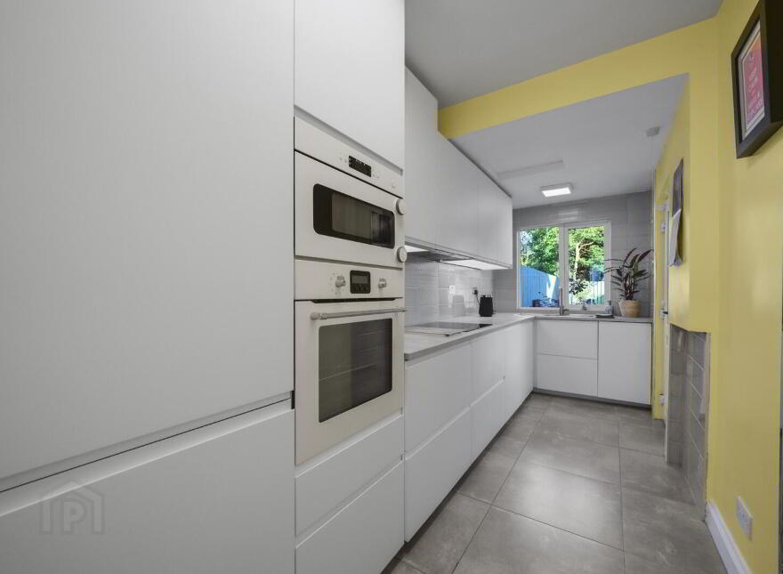 122 Sicily Park, Upper Lisburn Road, Belfast, BT10 0AP