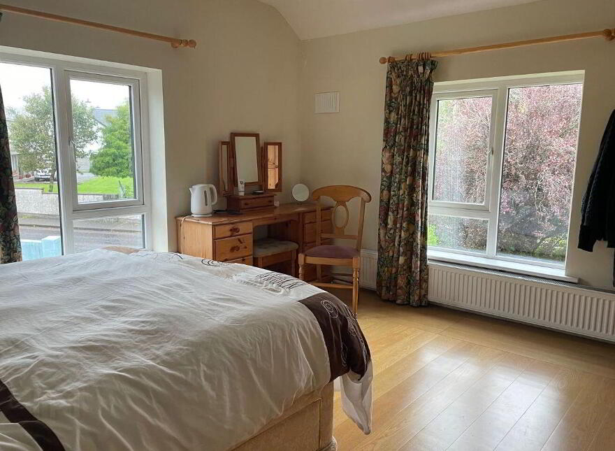 Bridge House, Pearson's Bridge, Ballylickey, Kealkill, P75HN52