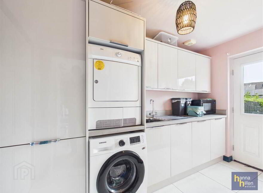 48 Carney Hall, Newry, BT34 1GB