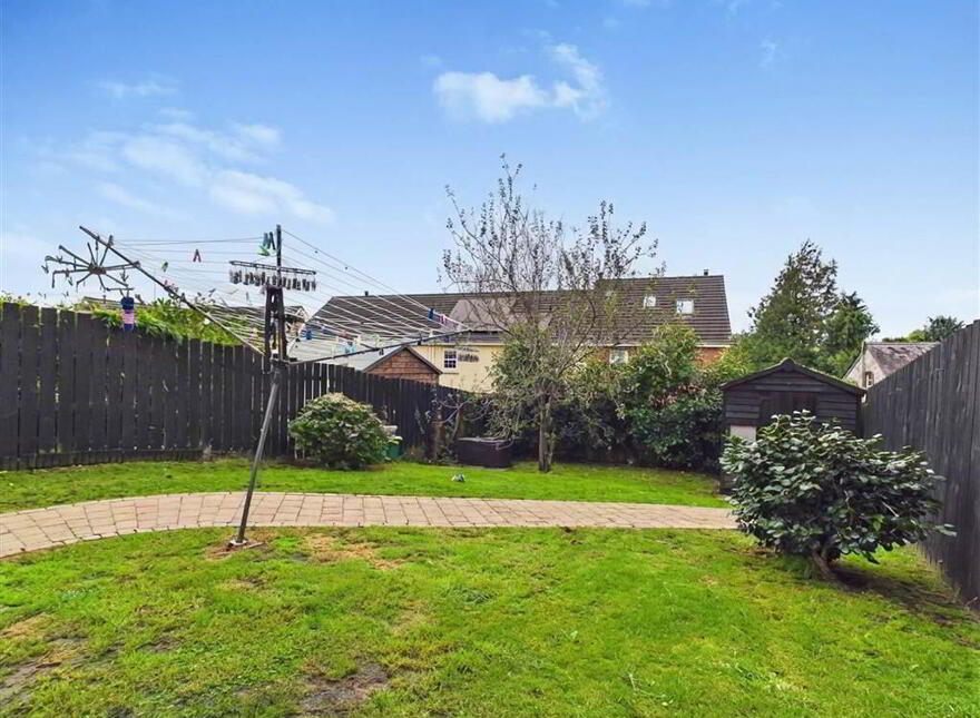 48 Carney Hall, Newry, BT34 1GB