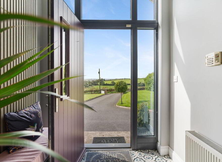 Gougane Lodge, Killanully, Ballygarvan, T12YAE7
