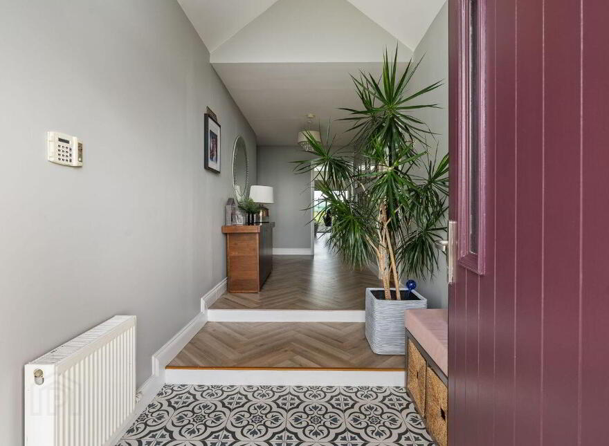 Gougane Lodge, Killanully, Ballygarvan, T12YAE7