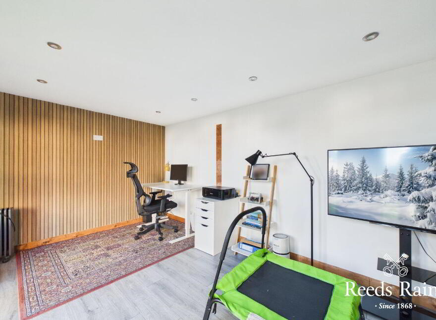 22 Castlegowan Road, Belfast, BT5 7WP