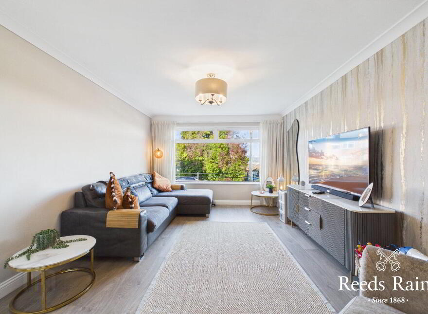 37 Glenview Avenue, Belfast, BT5 7LZ