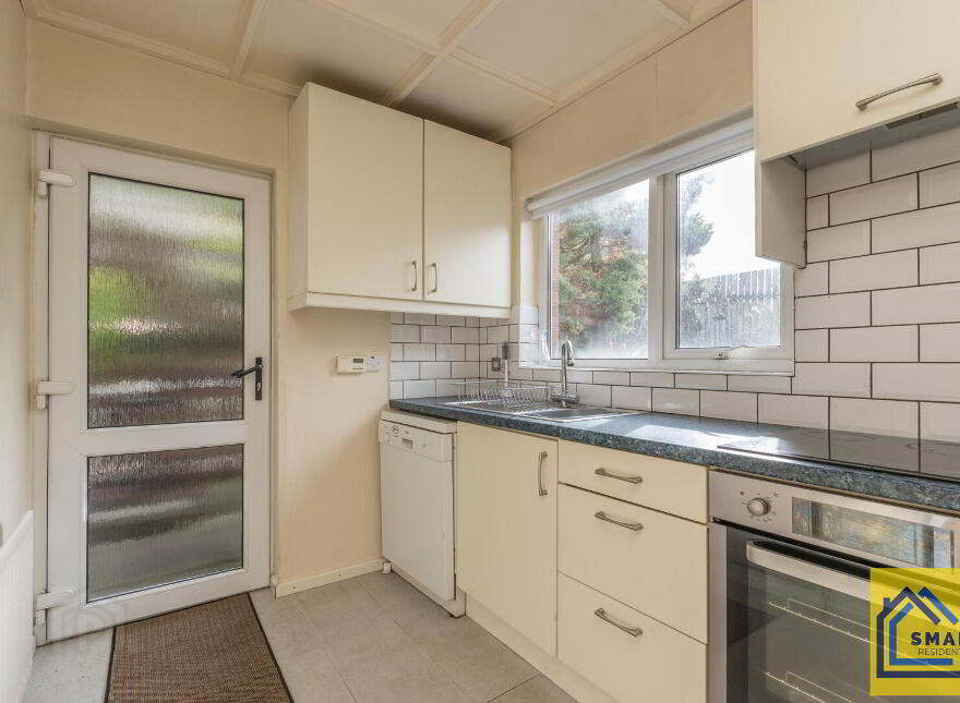 16 Tudor Dale, Belfast, BT4 1SQ