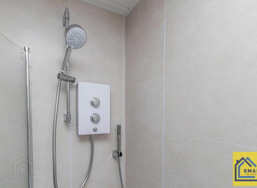 16 Tudor Dale, Belfast, BT4 1SQ