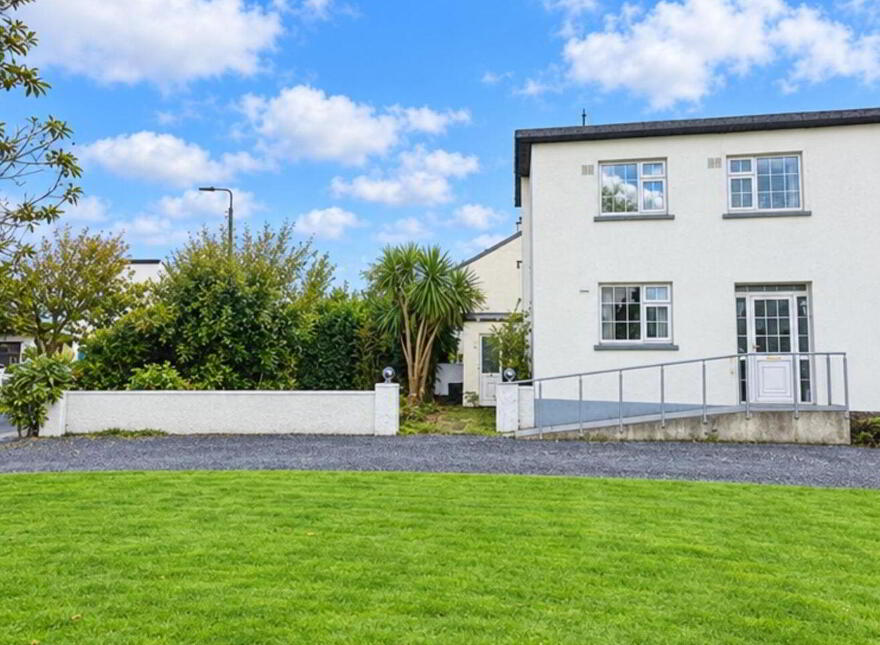 1 The Crescent, Miltown Malbay, Bealaclugga, V95D9K1