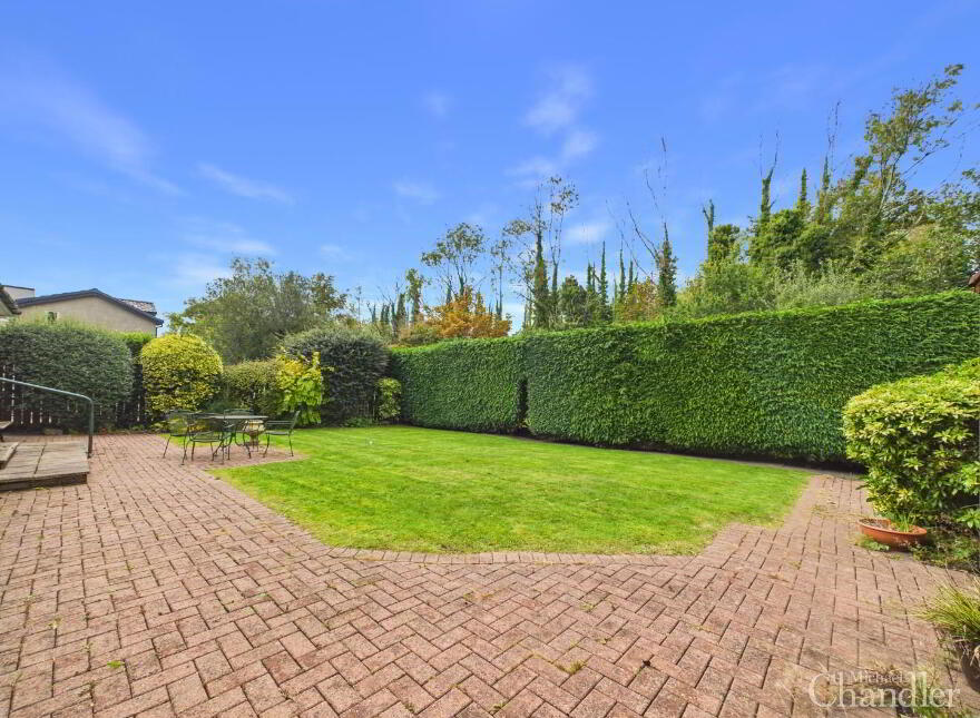 22 Brerton Crescent, Belfast, BT8 6QD