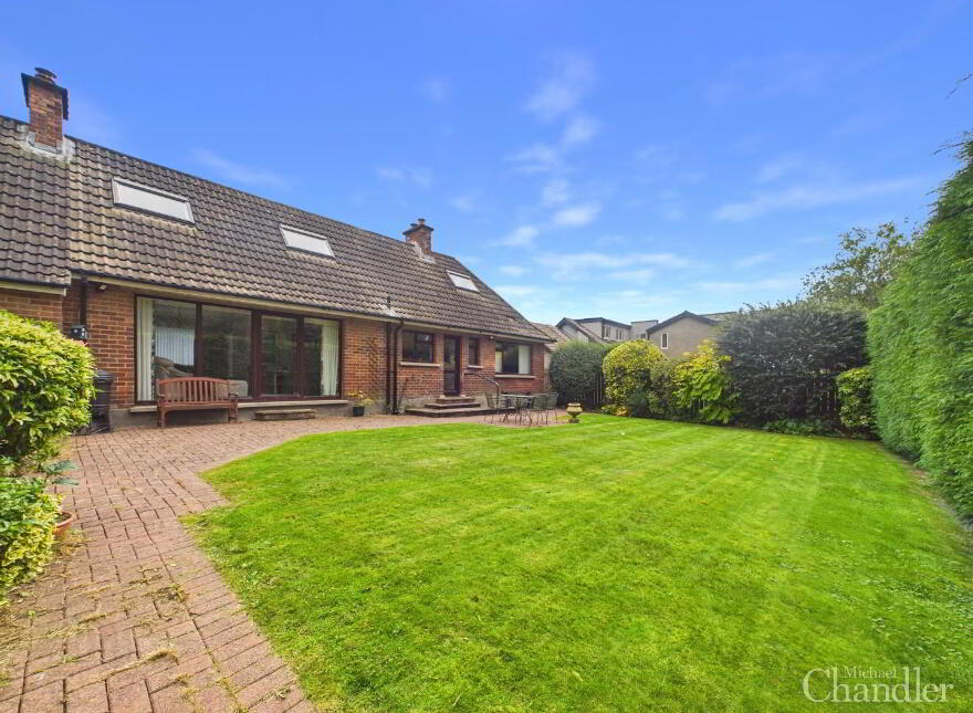 22 Brerton Crescent, Belfast, BT8 6QD