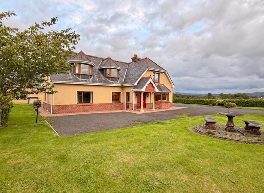 Woodvilla House, Ballygamboon, Castlemaine, Tralee, V93VP66