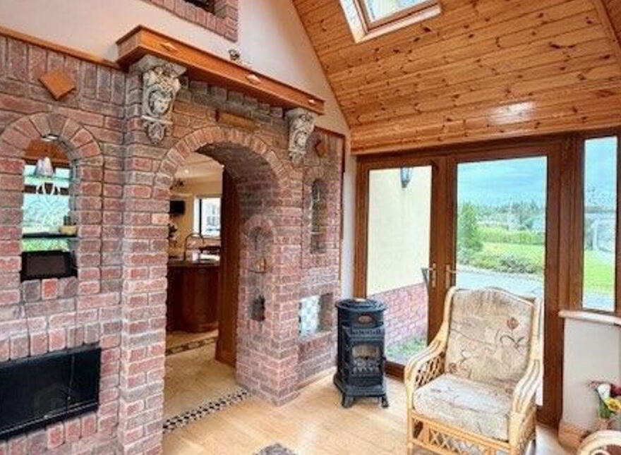 Woodvilla House, Ballygamboon, Castlemaine, Tralee, V93VP66