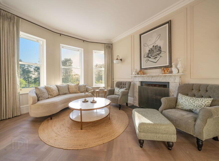 Leighmoney House, Leighmoney More, Dunderrow, Kinsale, P17HW84