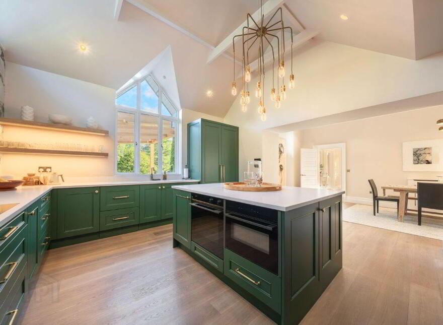 Leighmoney House, Leighmoney More, Dunderrow, Kinsale, P17HW84