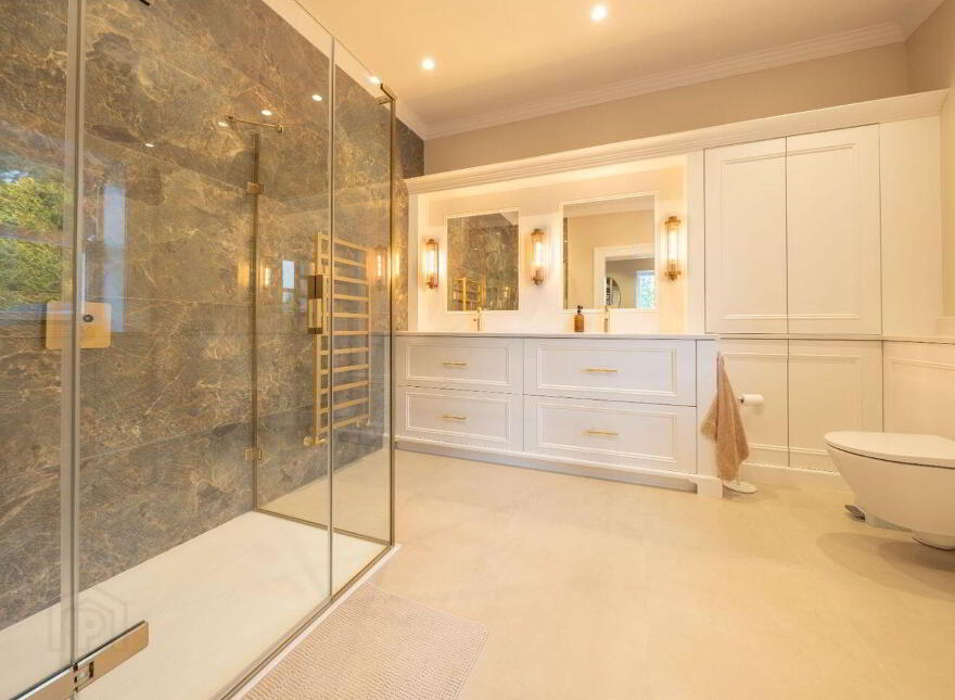 Leighmoney House, Leighmoney More, Dunderrow, Kinsale, P17HW84