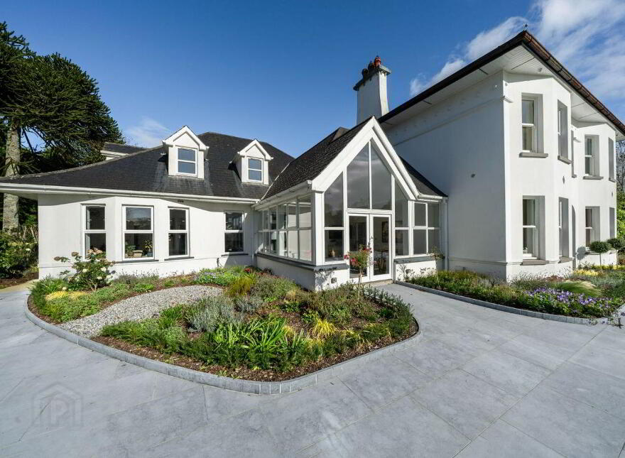 Leighmoney House, Leighmoney More, Dunderrow, Kinsale, P17HW84