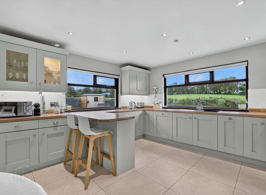 4 Riverdale Park, Ballyclare, BT39 9DG
