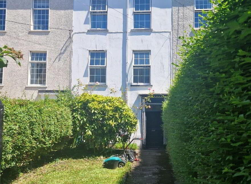 2 Eglinton Terrace, Friar Street, Youghal, P36WP21