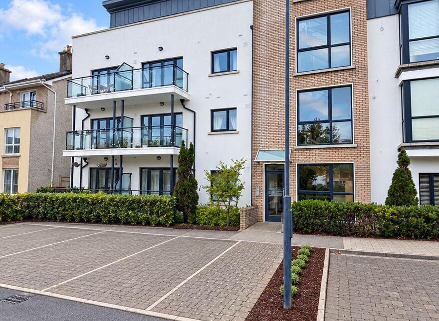 Apartment 175 Boíreann Bheag, Roscam, H91YW28