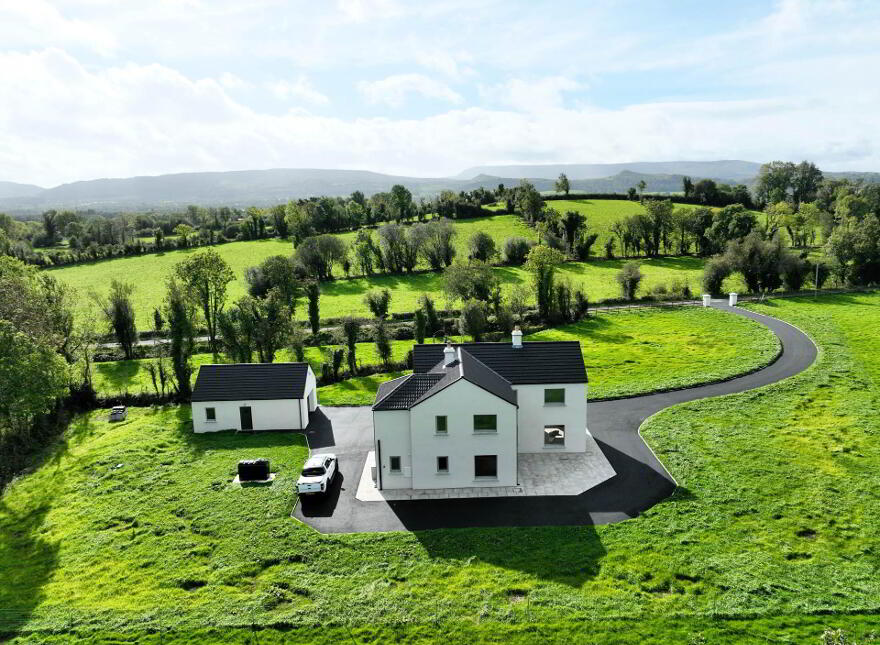 30 Abohill Road, Mullaghdun, Enniskillen, BT74 9AD