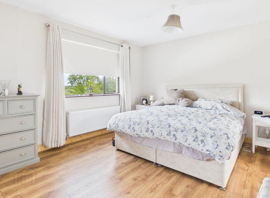 Dublin Road, Moate, N37FC61