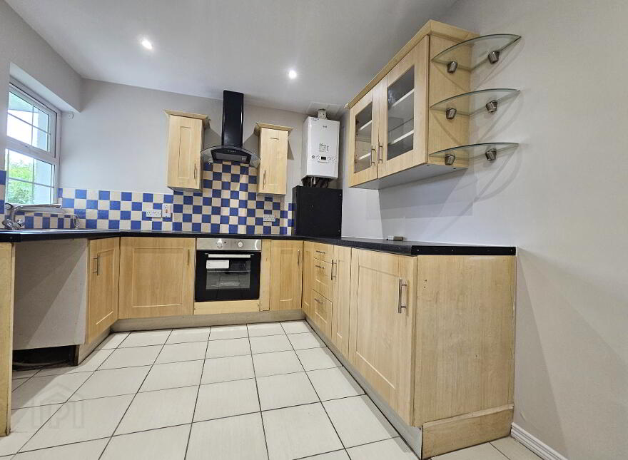 10 Fairfields, Antrim, BT41 4HZ