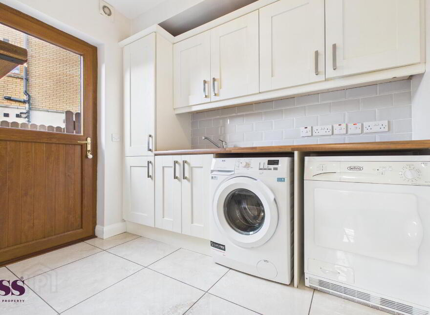 4 Rockmount, Portadown