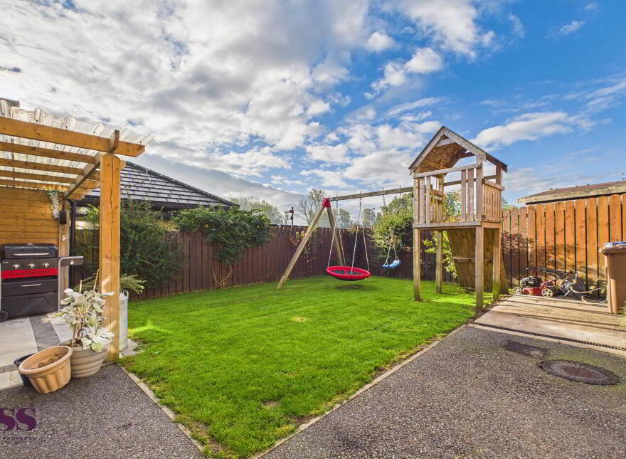 4 Rockmount, Portadown