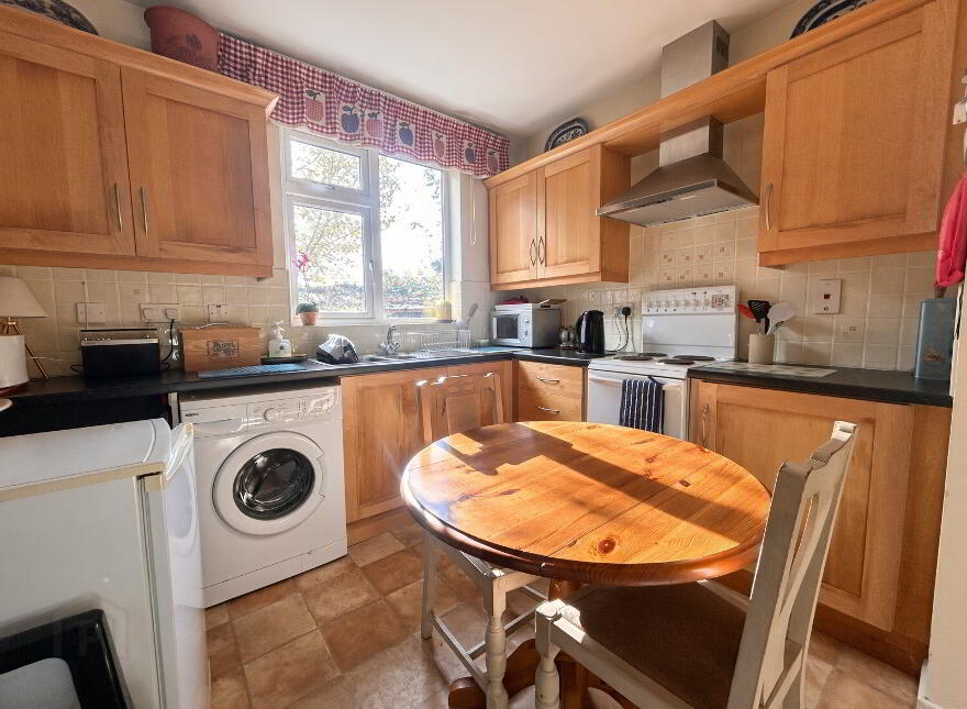 Bank House, 28 High Street, Tullyhommon, Kesh, BT93 8DL