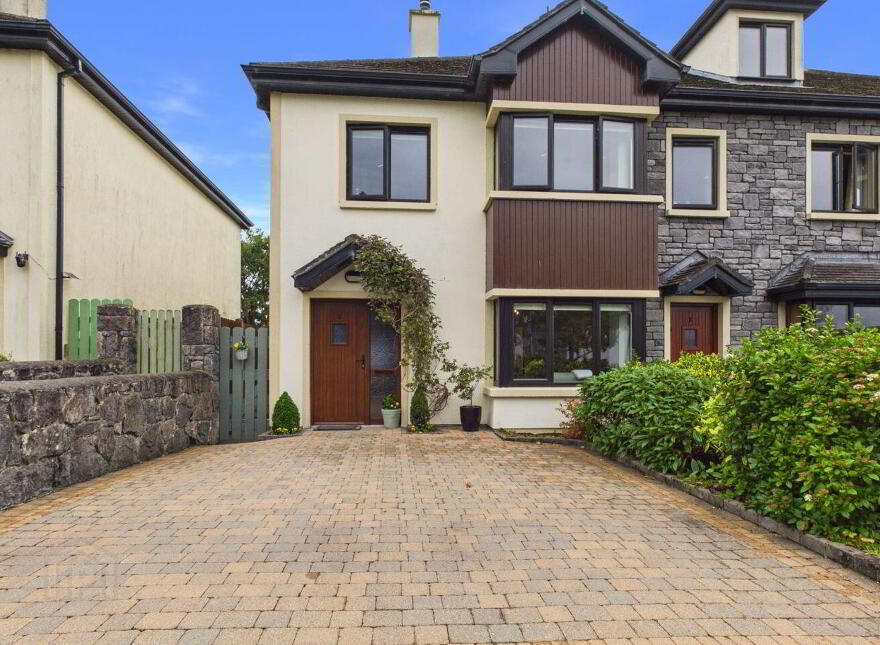 8 Carraig Linn, Caheronaun, H62RF80