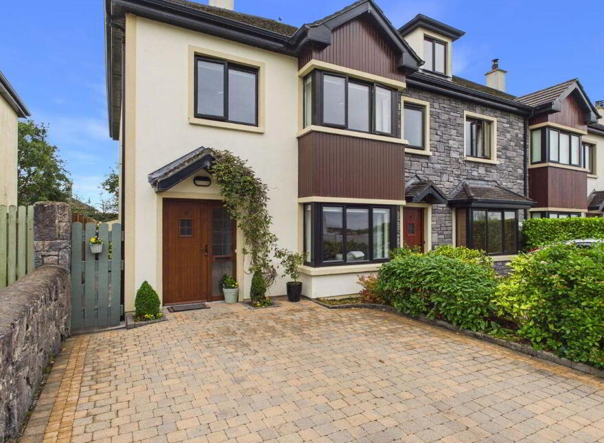 8 Carraig Linn, Caheronaun, H62RF80