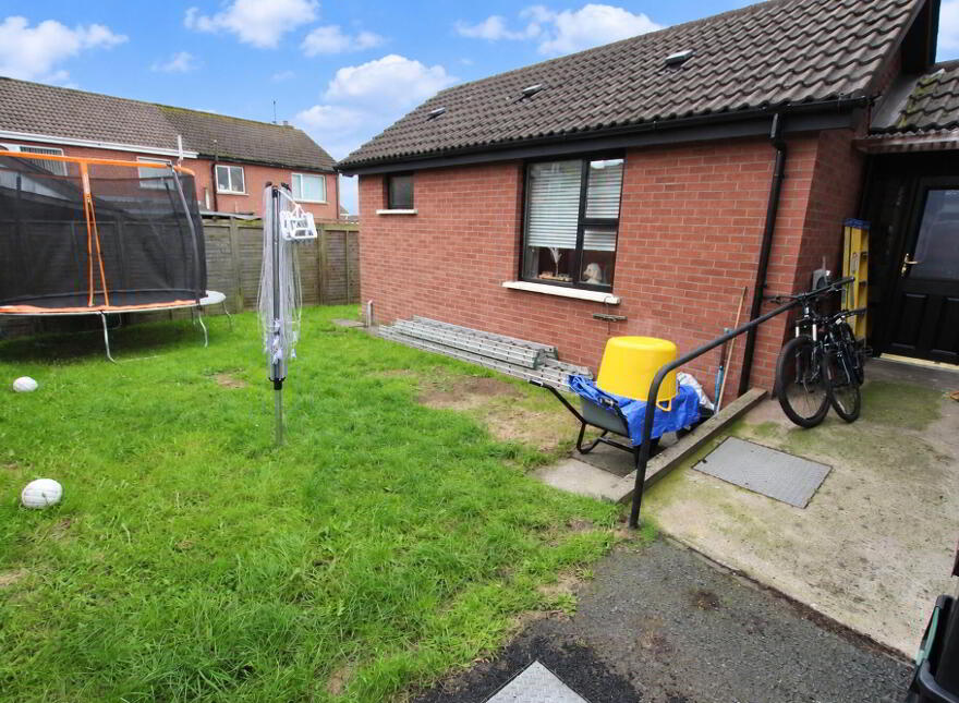 33 Cidercourt Drive, Crumlin, BT29 4TJ