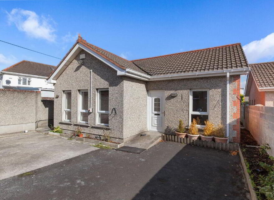 42A North Road, Finglas, Finglas, D11E927
