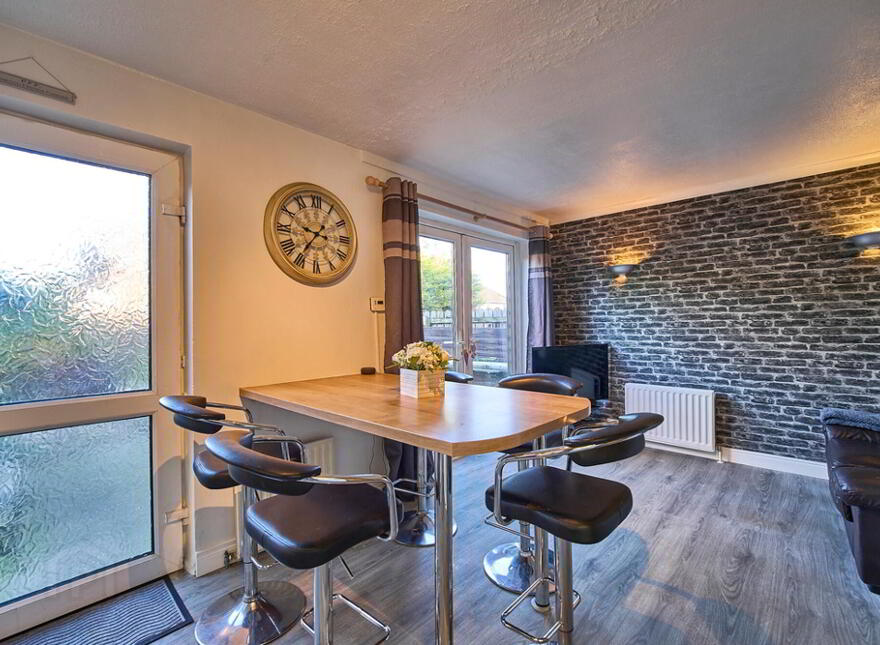 8 Hillside Gardens, Bangor, BT19 6SJ