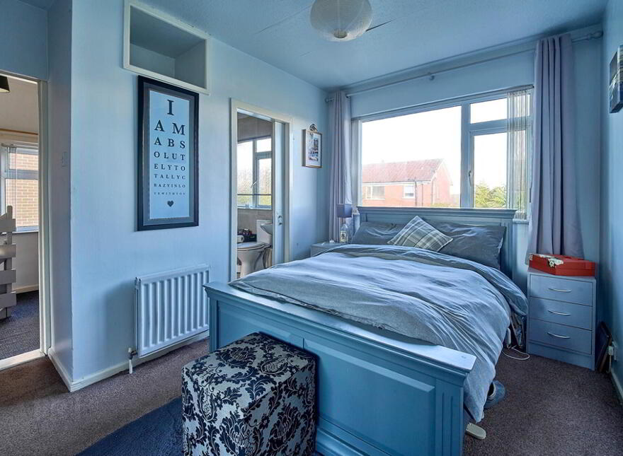 8 Hillside Gardens, Bangor, BT19 6SJ